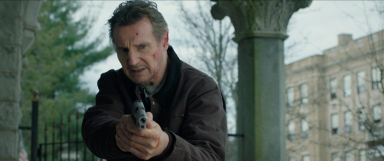 Liam Neeson, Pre balík prachov © 2020 Continental Film