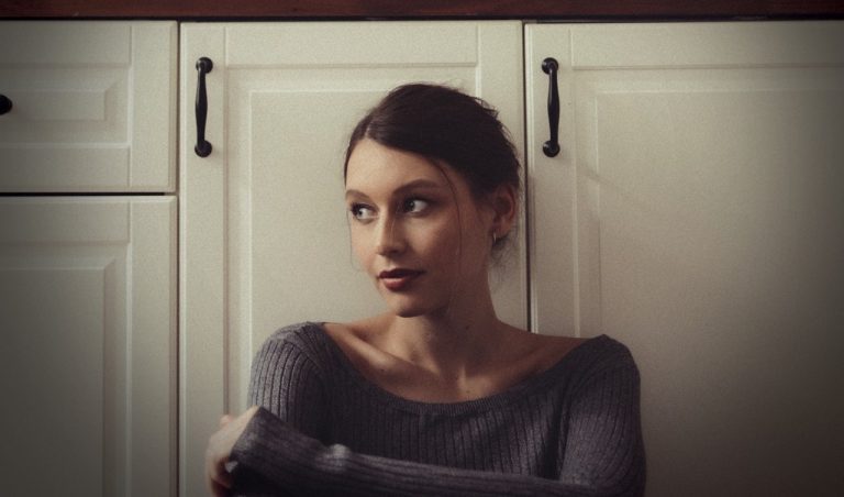 Kateřina Marie Tichá - Kolemjdoucí