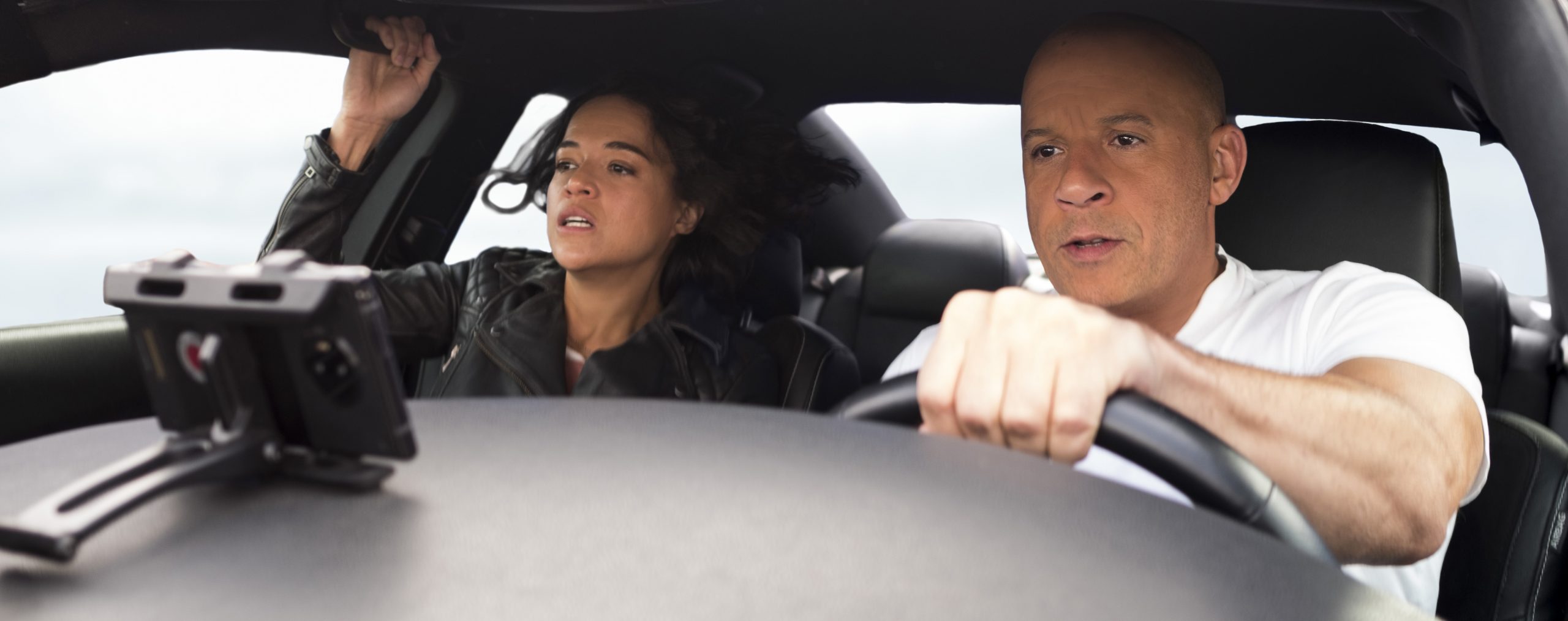 Film Rýchlo a zbesilo 9. Letty (Michelle Rodriguez) a Dom (Vin Diesel) © 2021