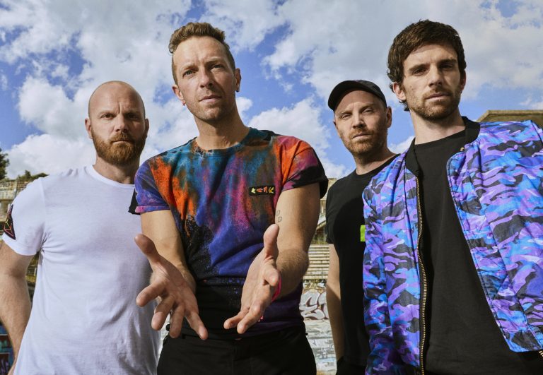 Coldplay © 2021 Warner Music Group