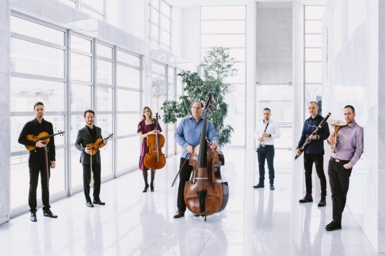ENSEMBLE VARIETAS