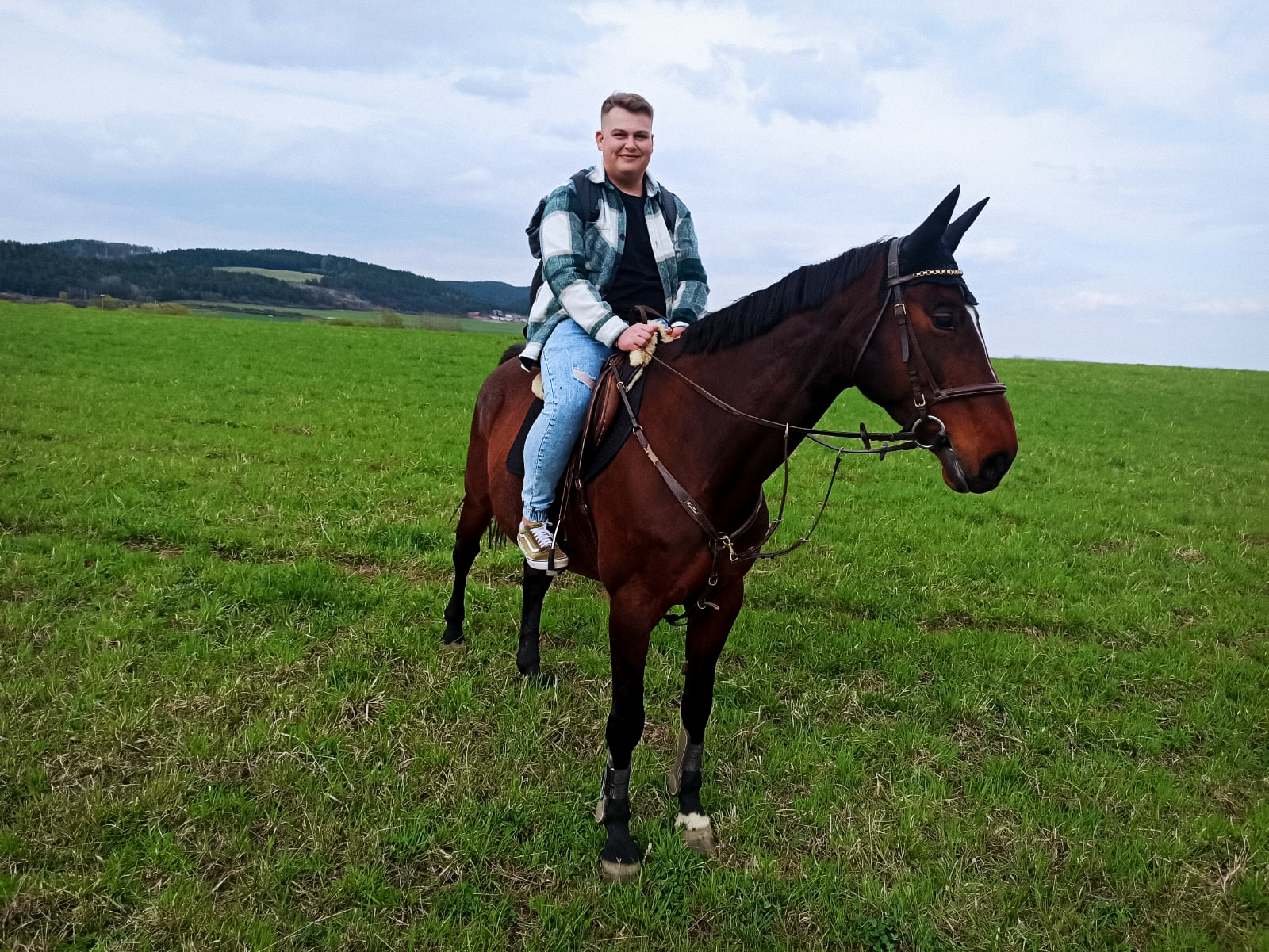 Martin Císar prichádza s country novinkou Hľadám čo je správne!