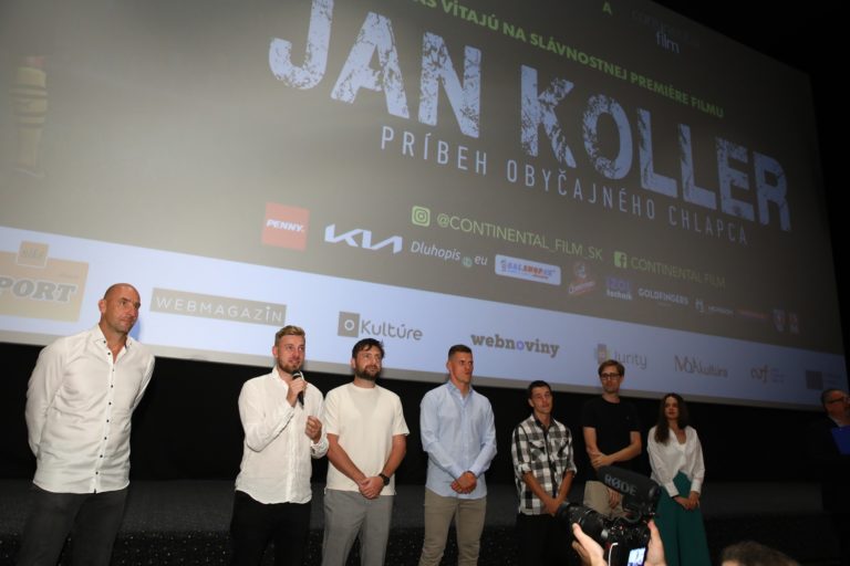 Do kín prišiel dokumentárny film Jan Koller, premiéru si užili nielen futbalové hviezdy