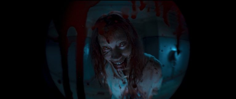 Taký drsný horor tu dlho nebol – do kín prišiel Evil Dead: Vzostup zla