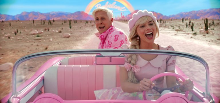 Nový trailer prezrádza, že sa filmová Barbie vyberie do nášho sveta... a&nbsp;bude to jazda!