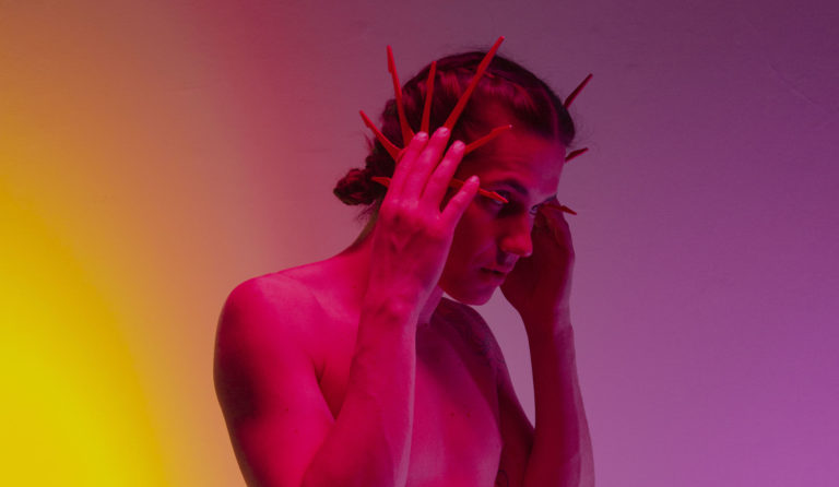 Taomi vydáva svoj doposiaľ najväčší album. Fanúšikov pozýva na jeho oficiálny krst