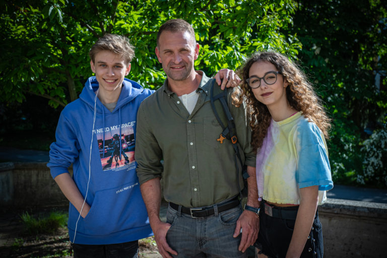 Filmová novinka Nikdy nehovor nikdy mieri na plátna kín