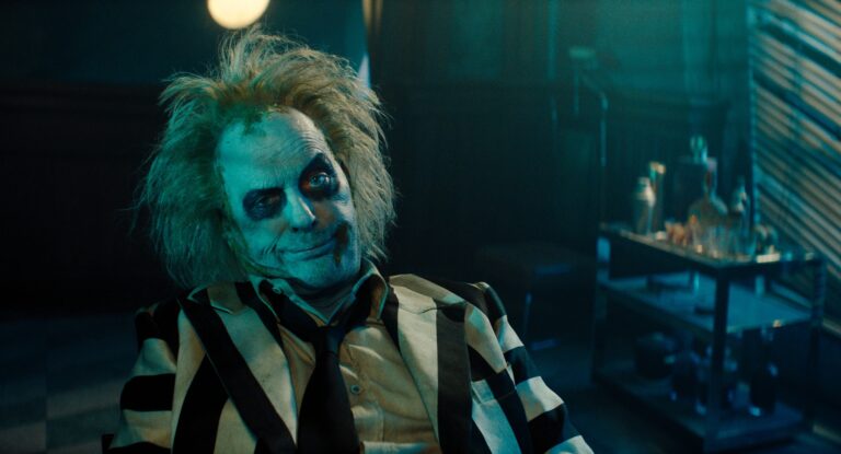 Nový trailer odhaľuje viac z príbehu blížiacej sa komédie Beetlejuice Beetlejuice