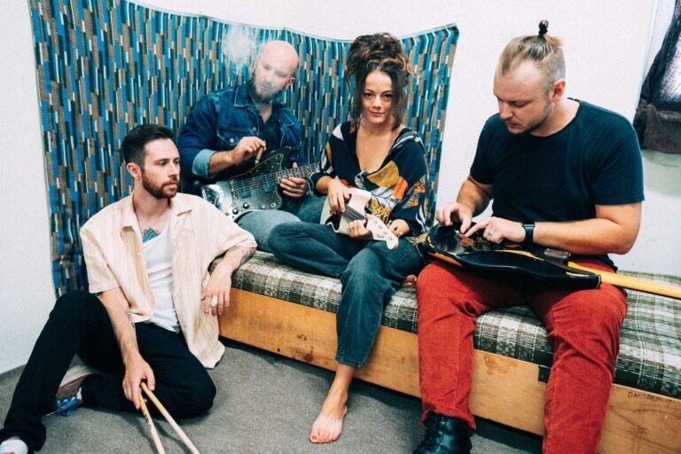 Nové zoskupenie Ozveny vydávajú debutové EP „Ozveny Slobody“