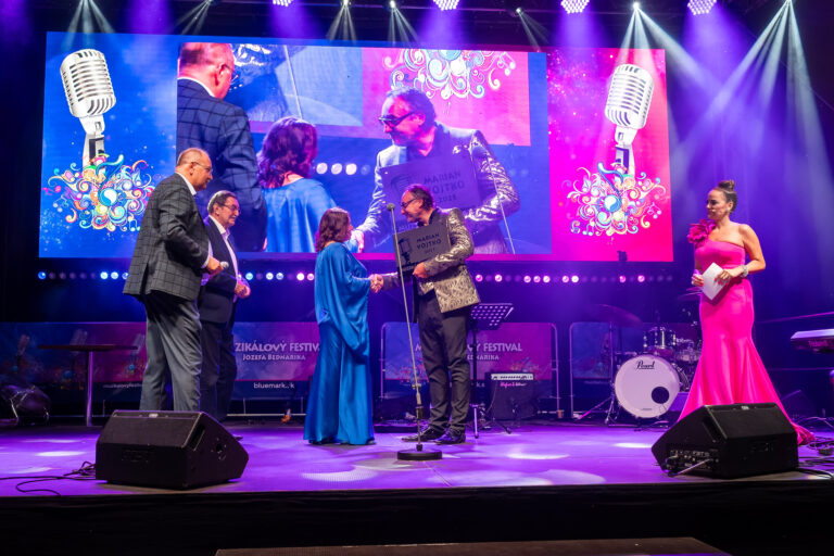 Muzikálový festival v Brusne ocenil Vojtka, Partlovú a Feldeka