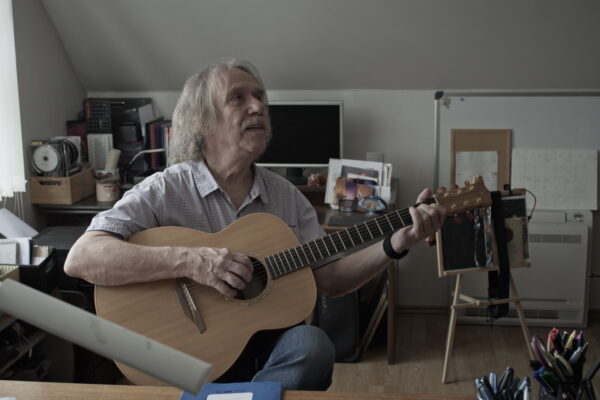 Už tento štvrtok: premiéra filmu Jarek o živote českého pesničkára