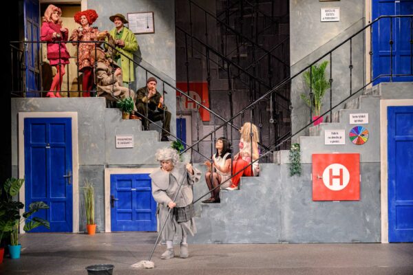 Pestrá sezóna s viacerými novinkami. Obľúbená rozprávka Mimi a Líza si získala divákov Spišského divadla