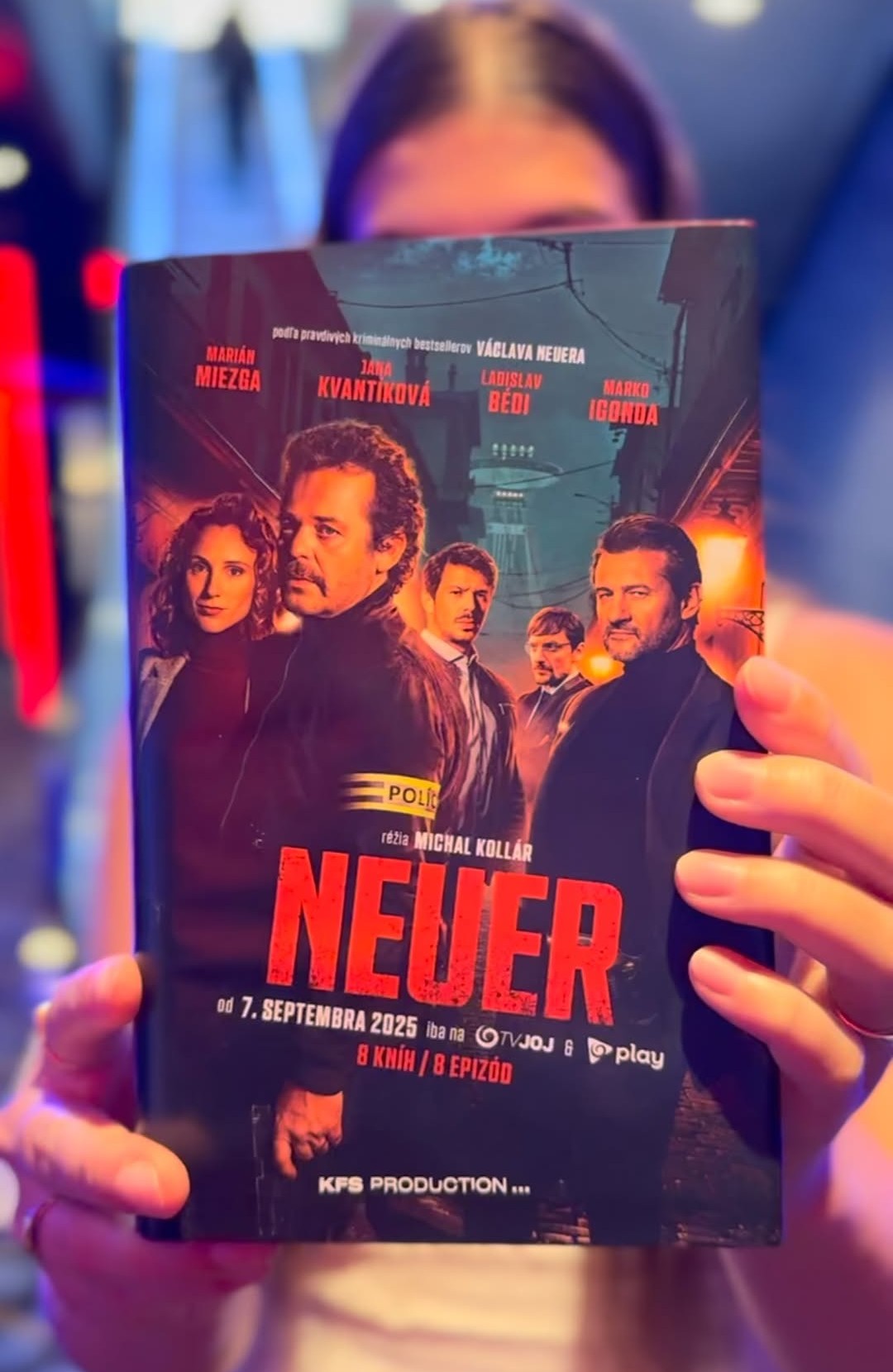 neuer kniha1
