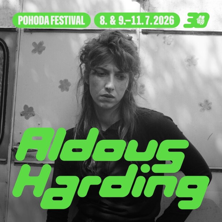 P30_Aldous Harding_FB-Post