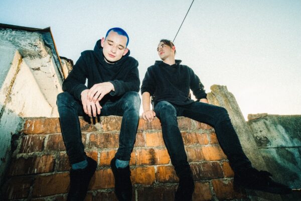 Kapela Brixtn vydáva singel 10 OUT OF 10, o mix sa postaral držiteľ Grammy