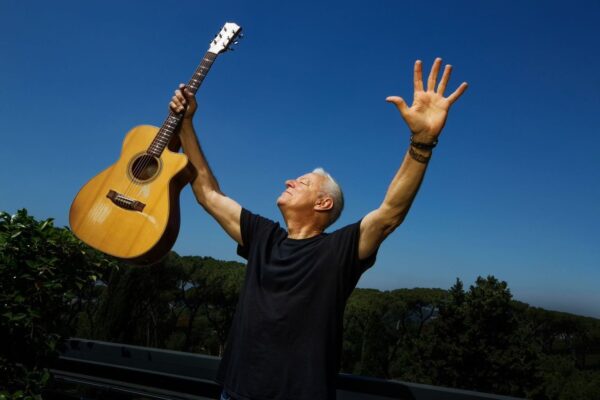Gitarový mág Tommy Emmanuel prichádza na Slovensko: koncert, ktorý musíte zažiť