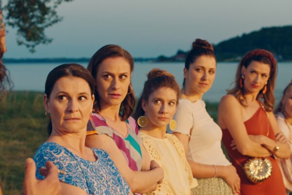 V lete opäť buchneme kavej: Najočakávanejšia slovenská komédia roku 2026 prichádza s teaserom