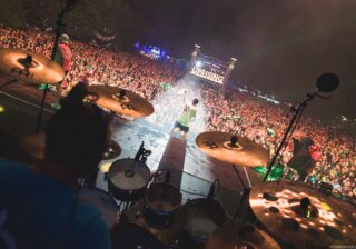 Orishas sú headlinerom Uprisingu 2026 – kubánska legenda po prvýkrát na Slovensku. Priekopníci latin urban music a držitelia Latin Grammy prinesú výbušnú zmes kubánskych rytmov do Bratislavy.