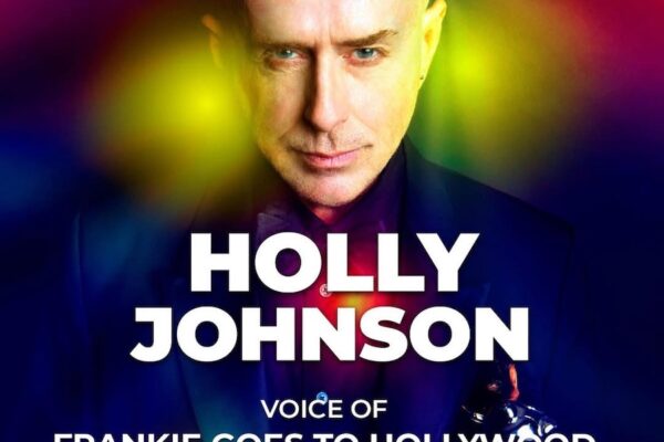 Holly Johnson mieri do Pezinka. Hlas Frankie Goes To Hollywood rozozvučí historický zámok a odpáli všetky megahity!
